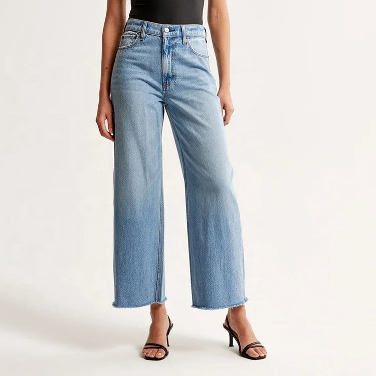 Light Wash Wide Leg Cropped Jeans with Raw Hem
