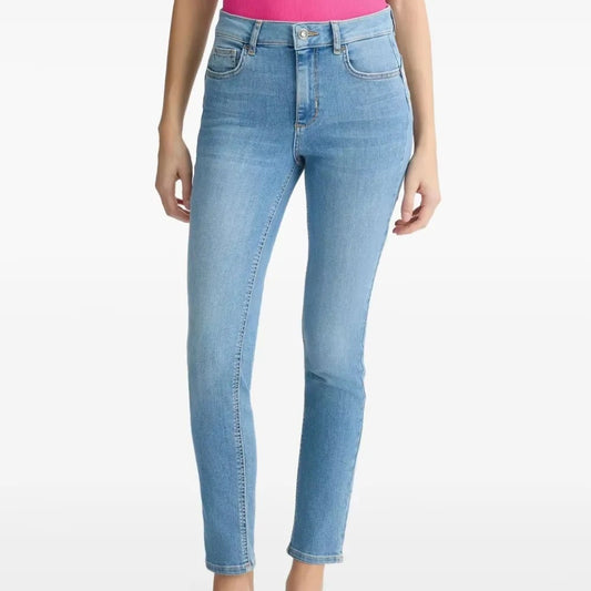 Light Wash Skinny Jeans with Cropped Length