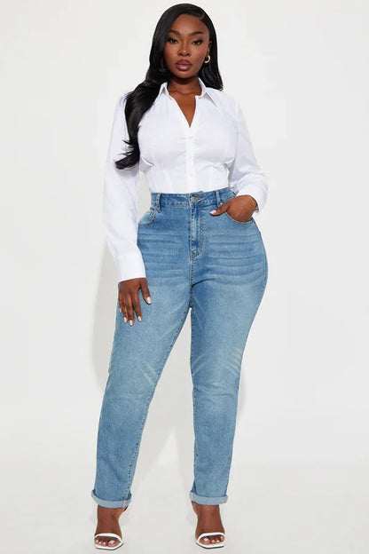 Light Wash High-Waisted Mom Jeans