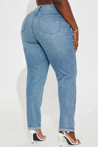 Light Wash High-Waisted Mom Jeans