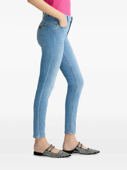 Light Wash Skinny Jeans with Cropped Length