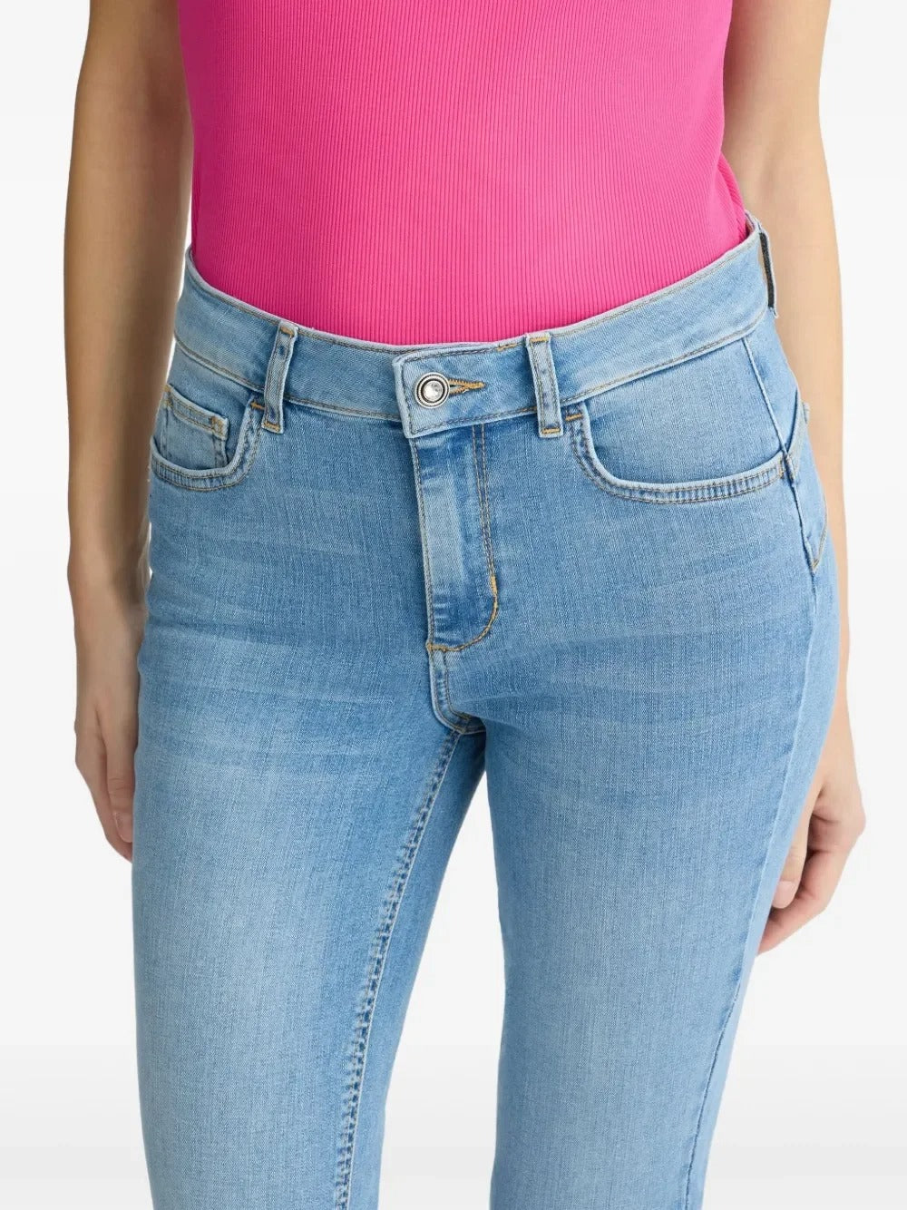 Light Wash Skinny Jeans with Cropped Length